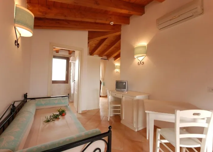 Cozy With Shared Pool Apartamento *