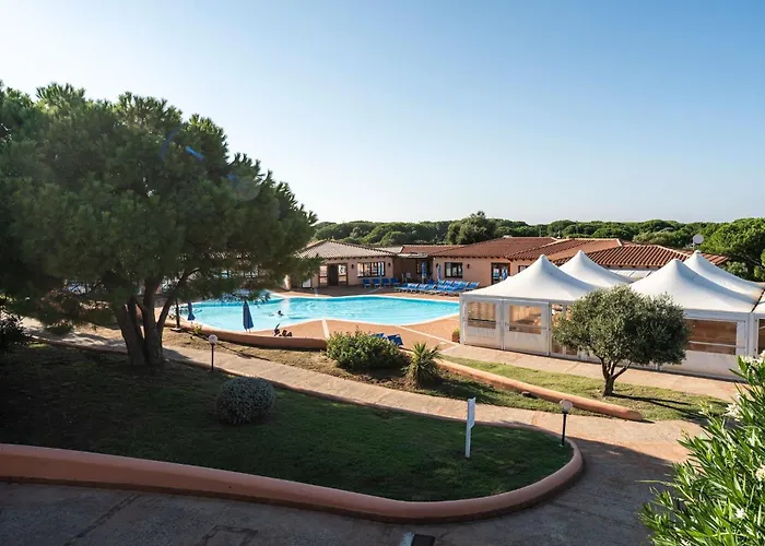 Appartamento Cozy With Shared Pool Aglientu