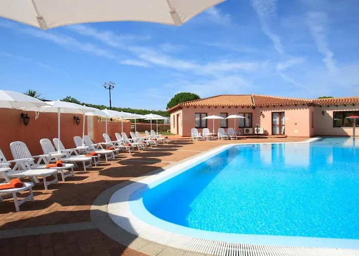 Cozy With Shared Pool Aglientu