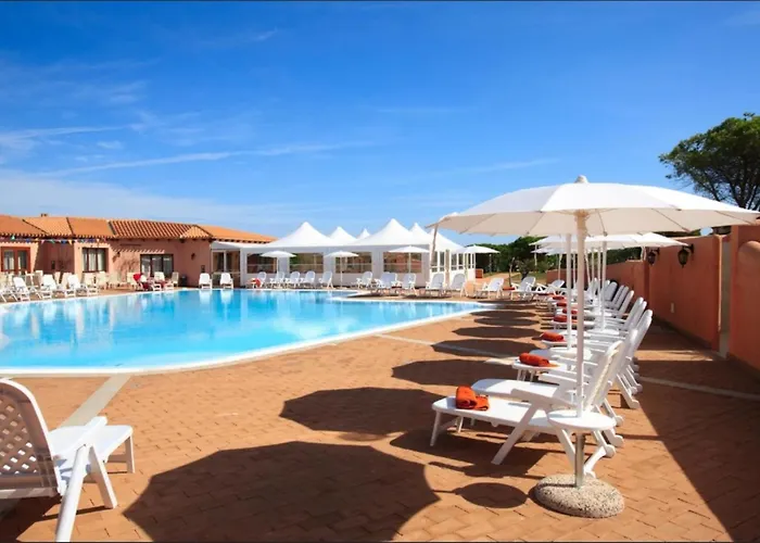 Cozy With Shared Pool *